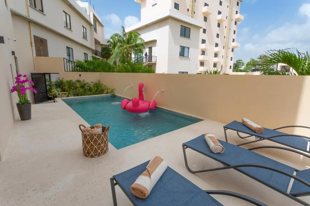 Hotel Mura Cancún 4*,